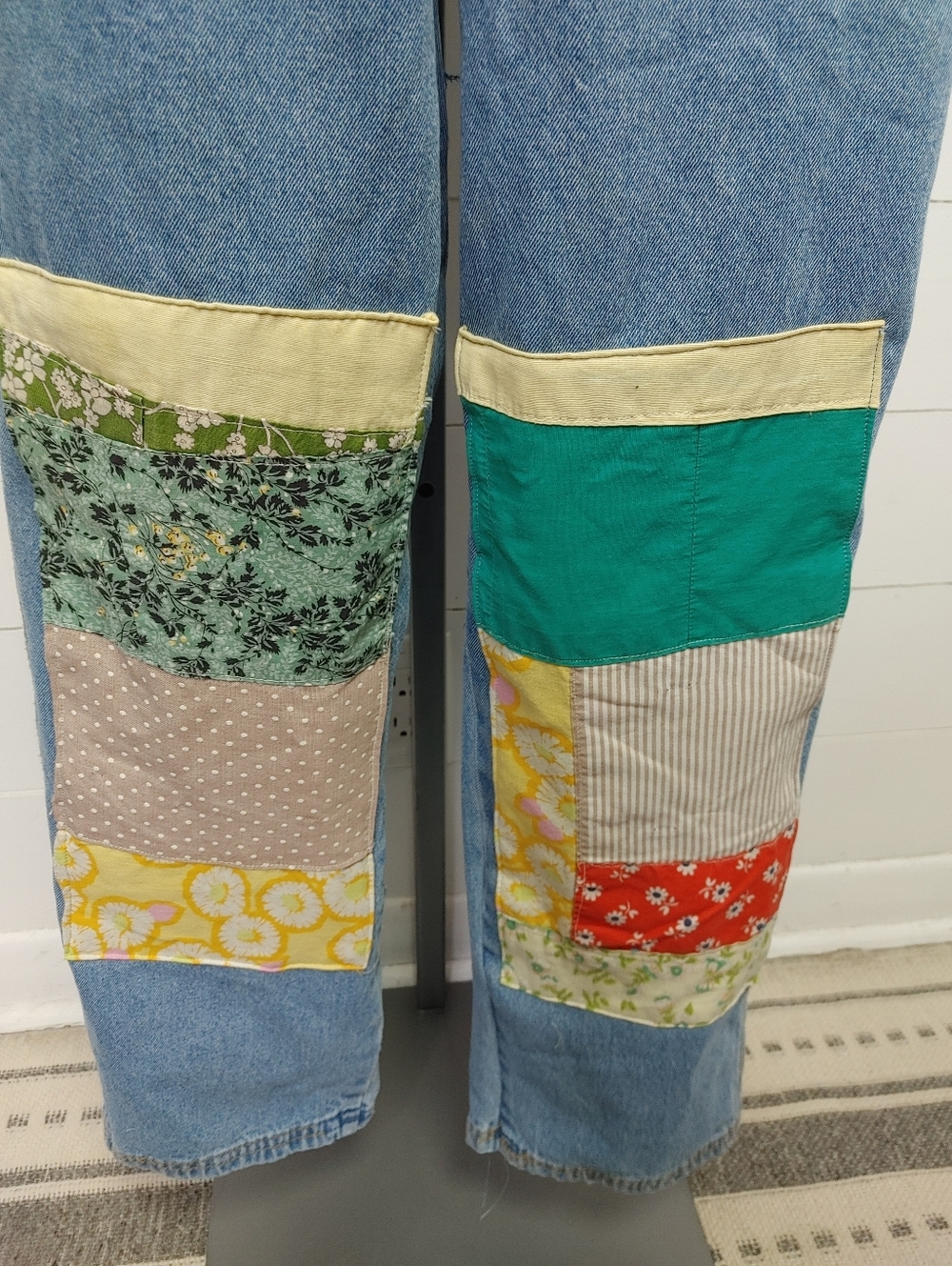 Upcycled Boho Quilt Patch Denim Overalls Size M - Picture 5 of 13